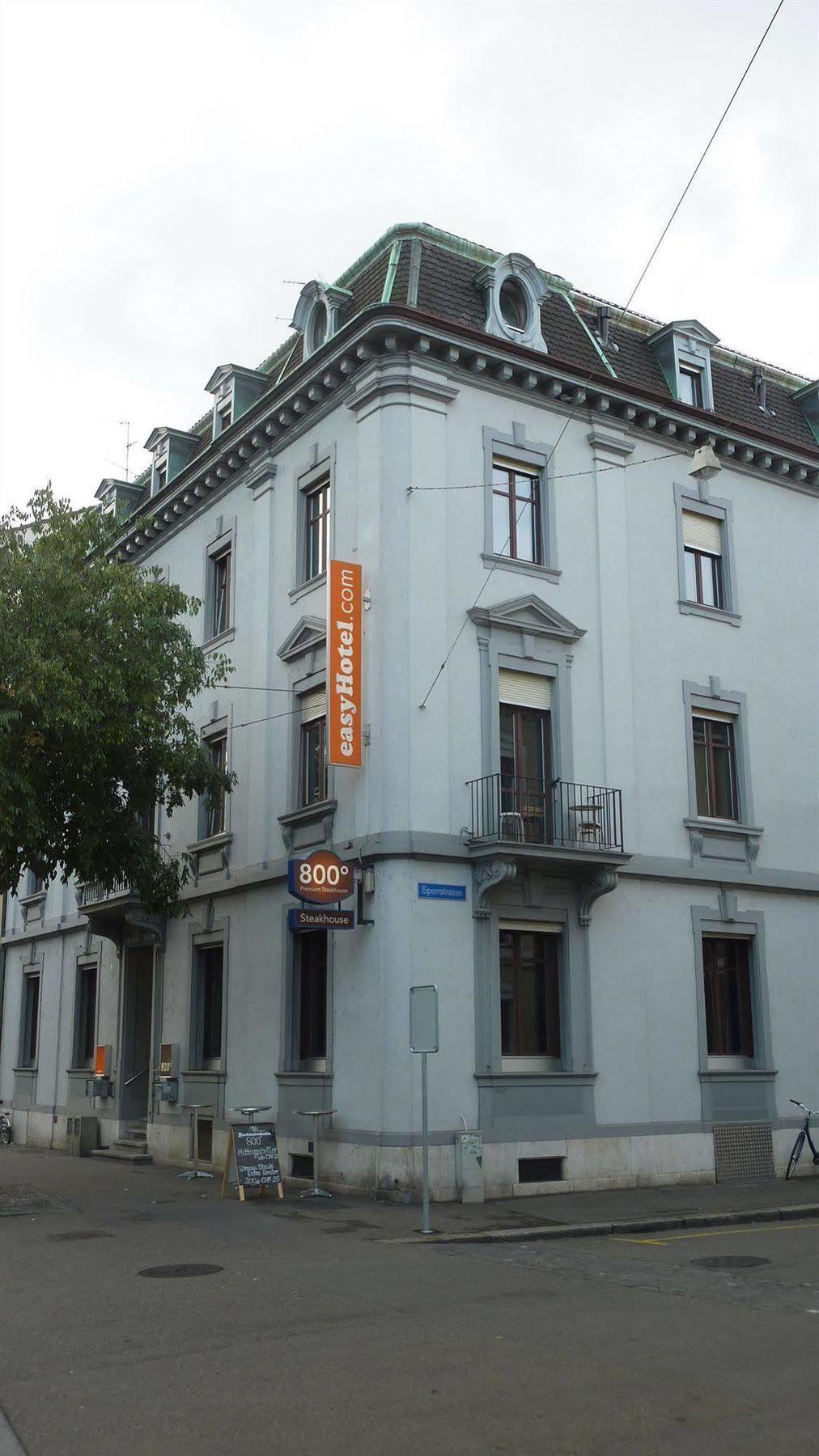 Easyhotel Basel - Self Service And Self Check-In Basileia Exterior foto